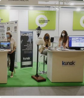 Corner de trabajo en Conama Innova